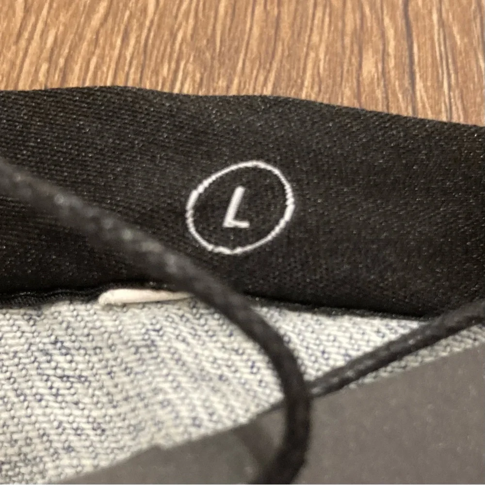 Men’s Light Wash Blue Jean Vest Neon Paint Splatter Open Front Pockets L - Picture 4 of 16